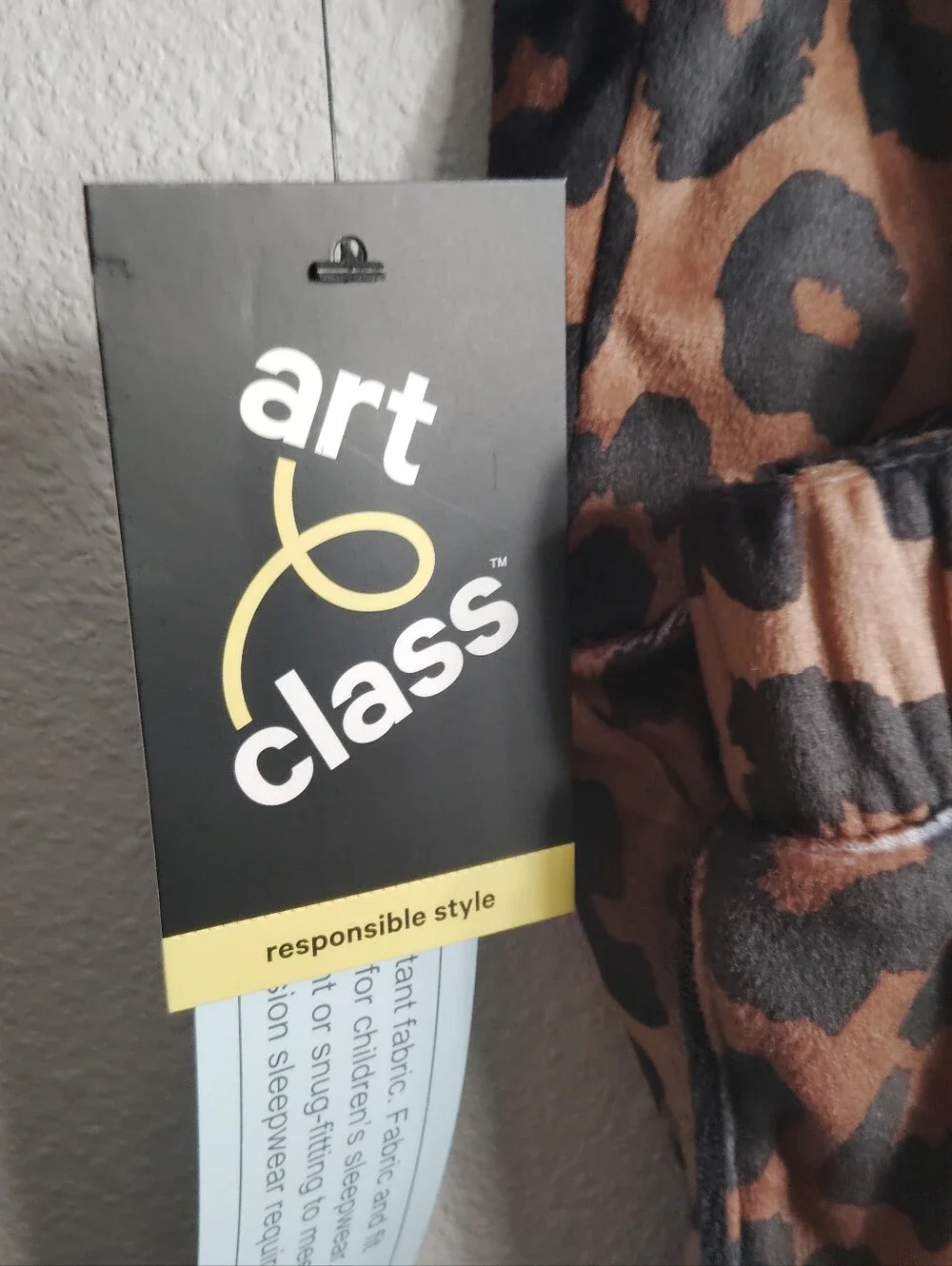 art class leopard print